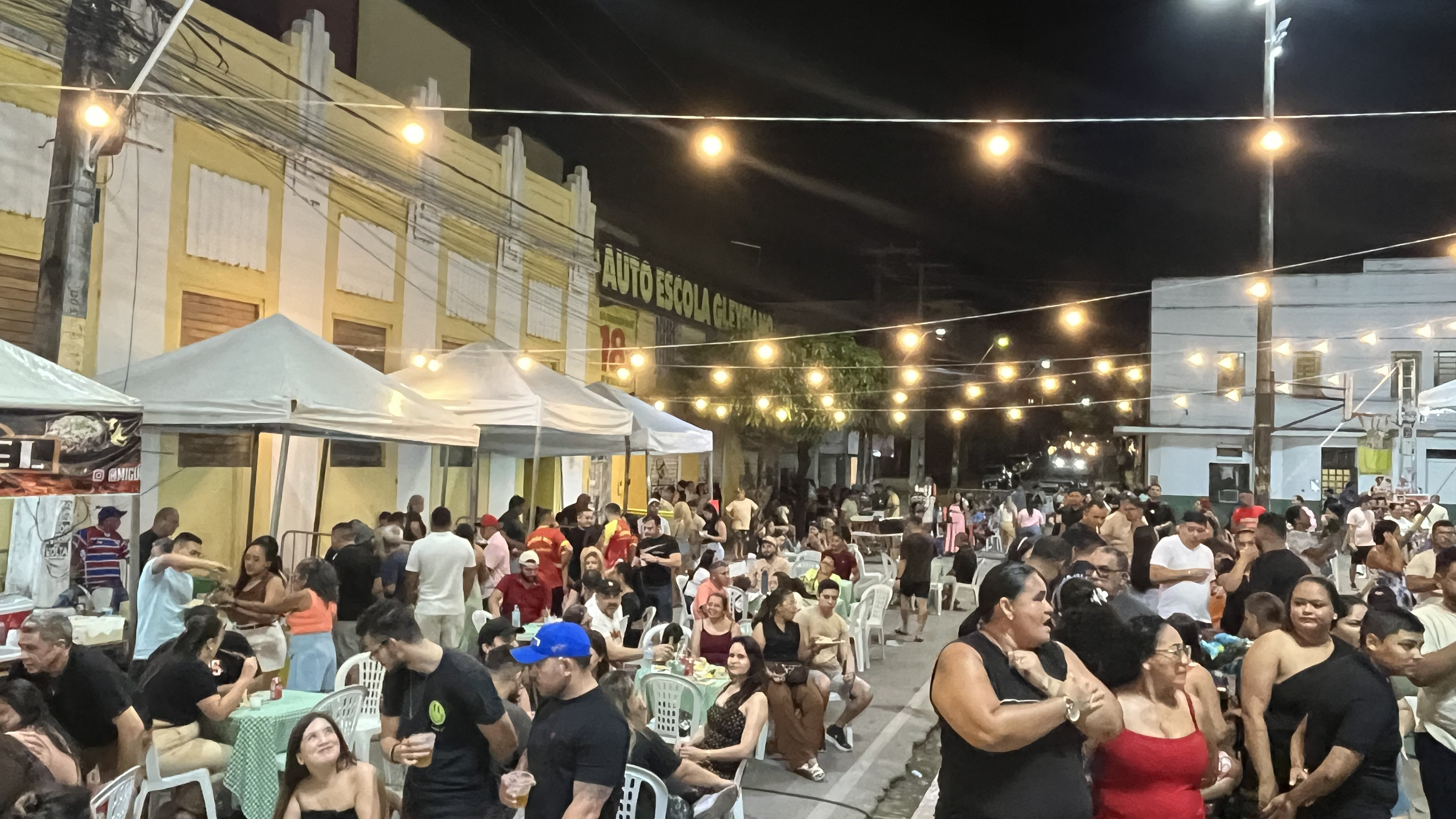 Foto 14 — 2ª Edição Antigos Cidade Alpha & II Feira Arte e Negócios