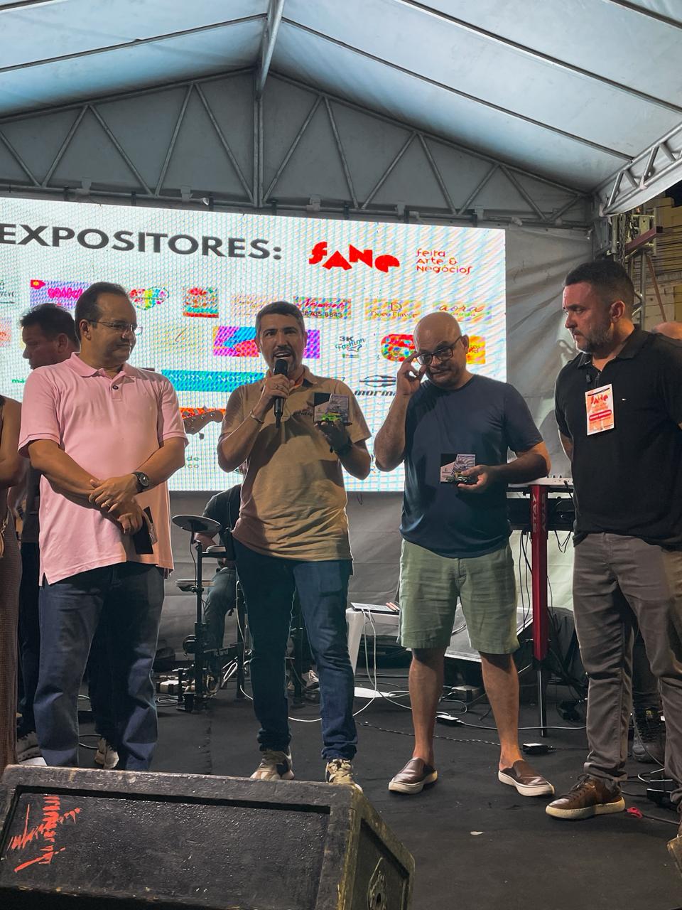 Foto 6 — 2ª Edição Antigos Cidade Alpha & II Feira Arte e Negócios